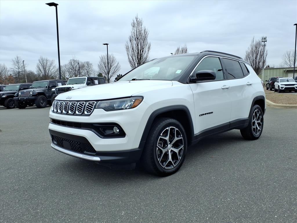 2024 Jeep Compass Limited's photo