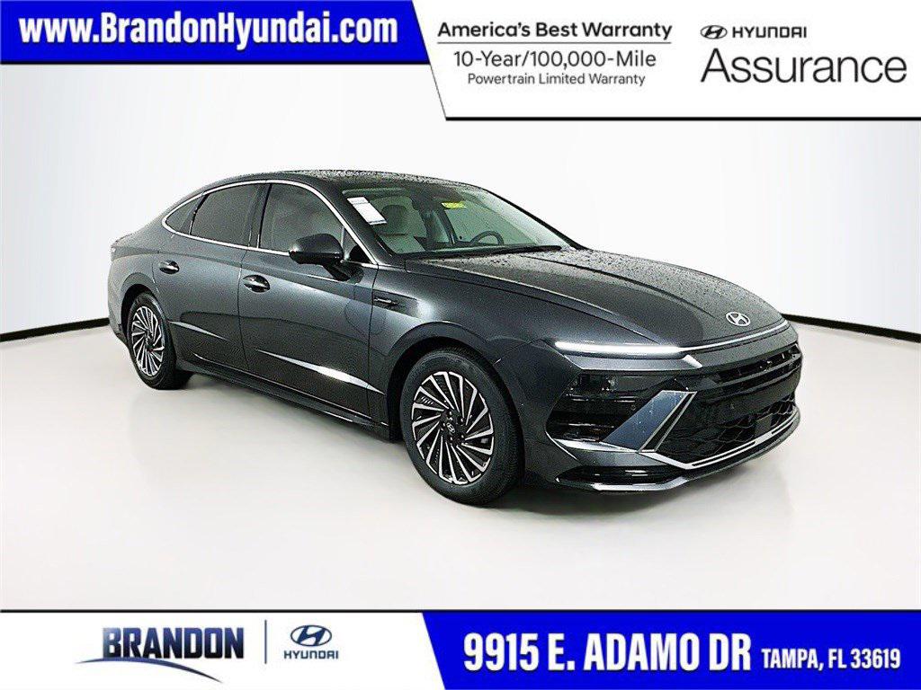 2025 Hyundai Sonata Hybrid Limited's photo