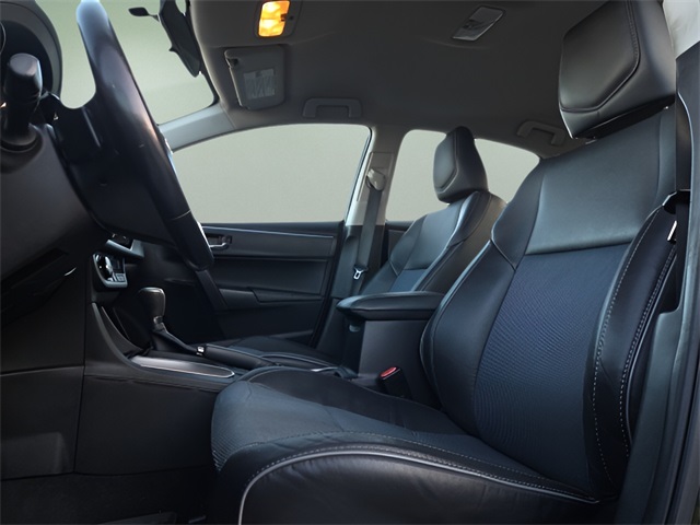 2014 Toyota Corolla Plus photo 9