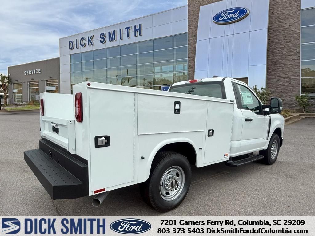 2025 Ford F-250 XL photo 3