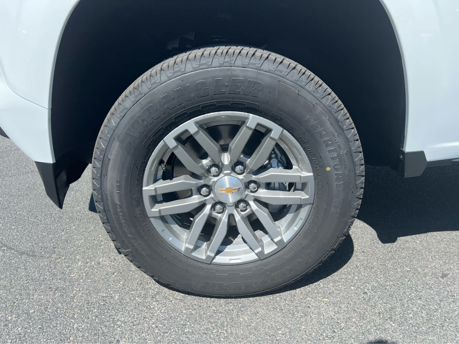 2025 Chevrolet Colorado Work Truck LT photo 10