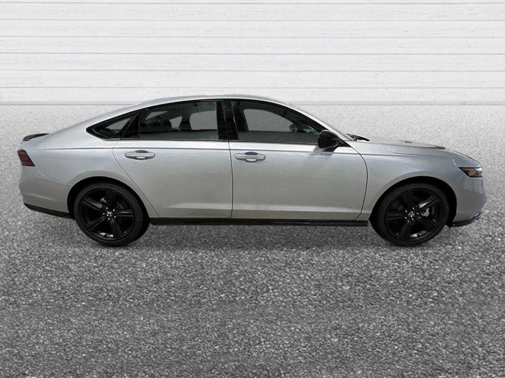 2025 Honda Accord Hybrid Sport-L photo 6