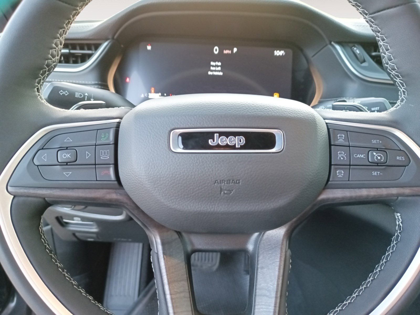 2025 Jeep Grand Cherokee L photo 12