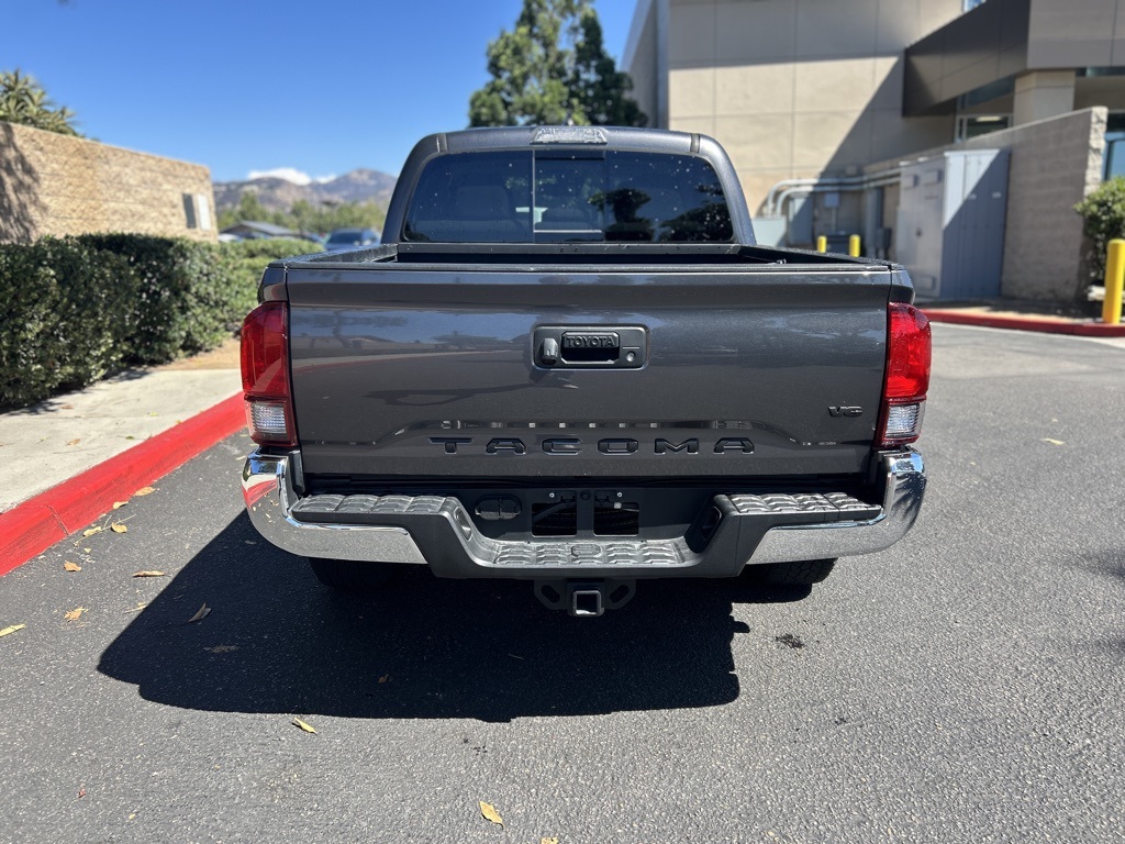 2019 Toyota Tacoma SR5 photo 8