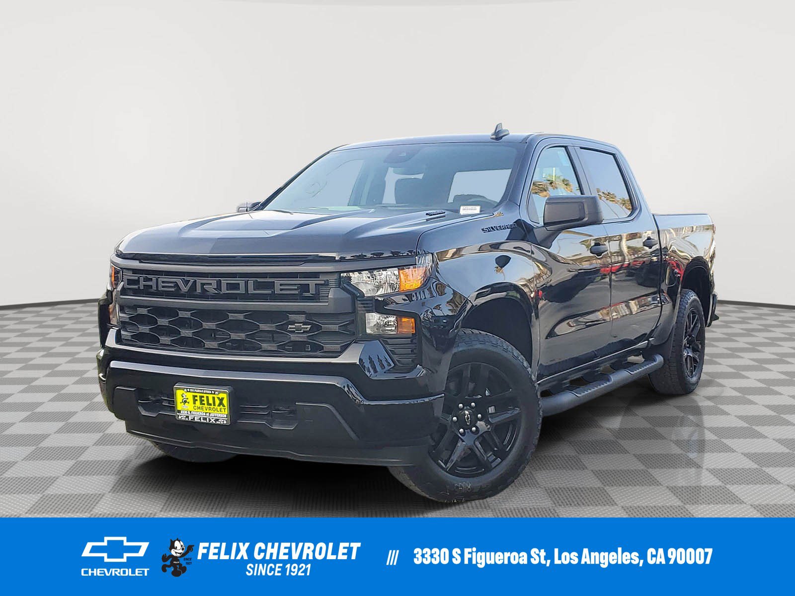 2026 Chevrolet Silverado Base's photo