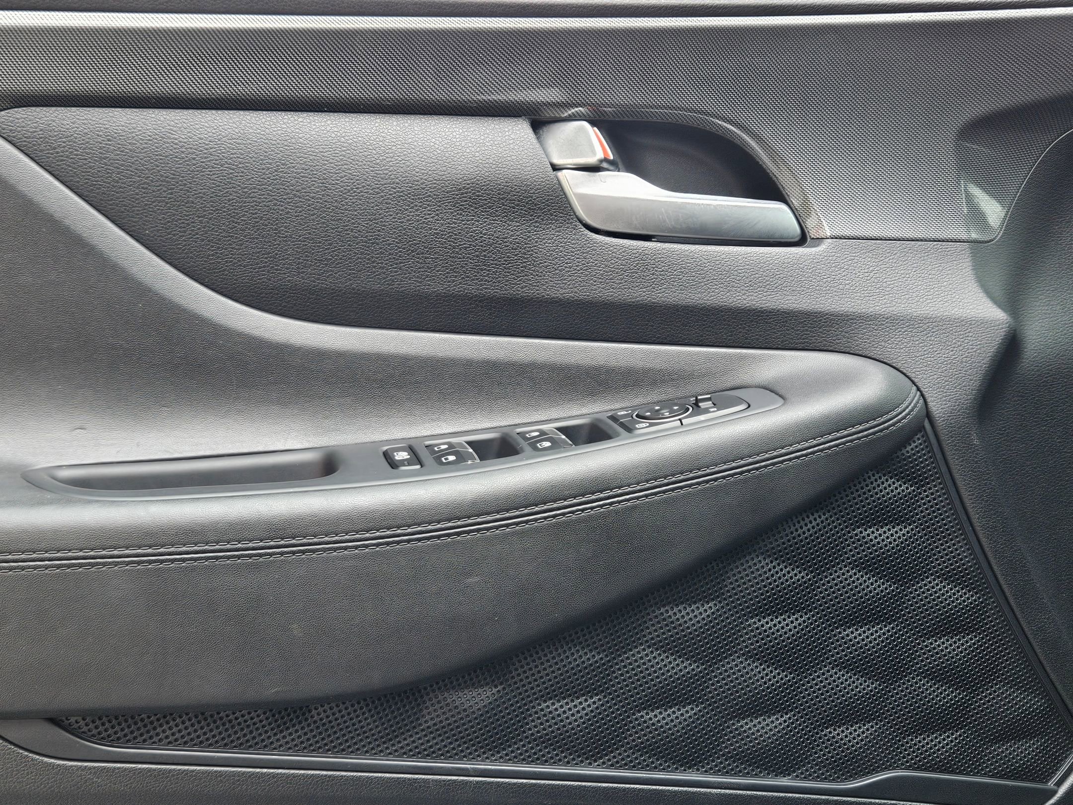 2023 Hyundai Santa Fe SEL photo 17
