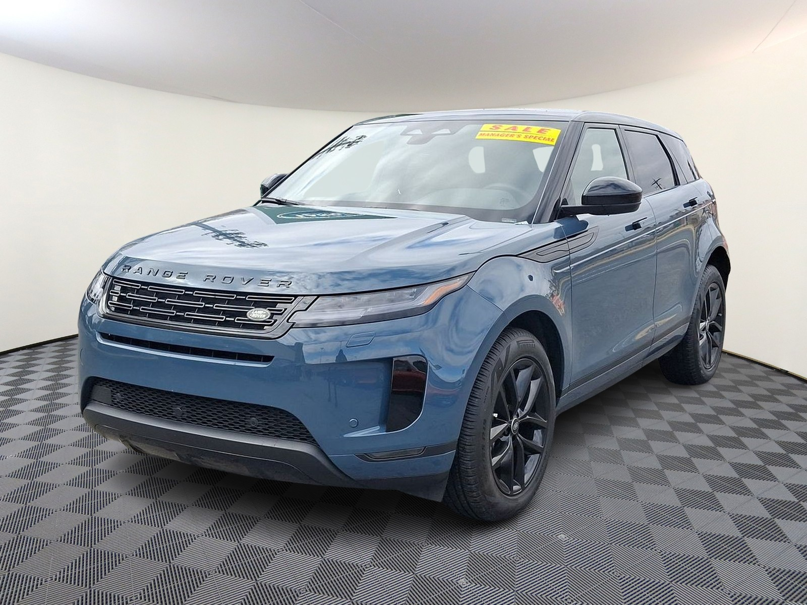 2024 Land Rover Range Rover Evoque