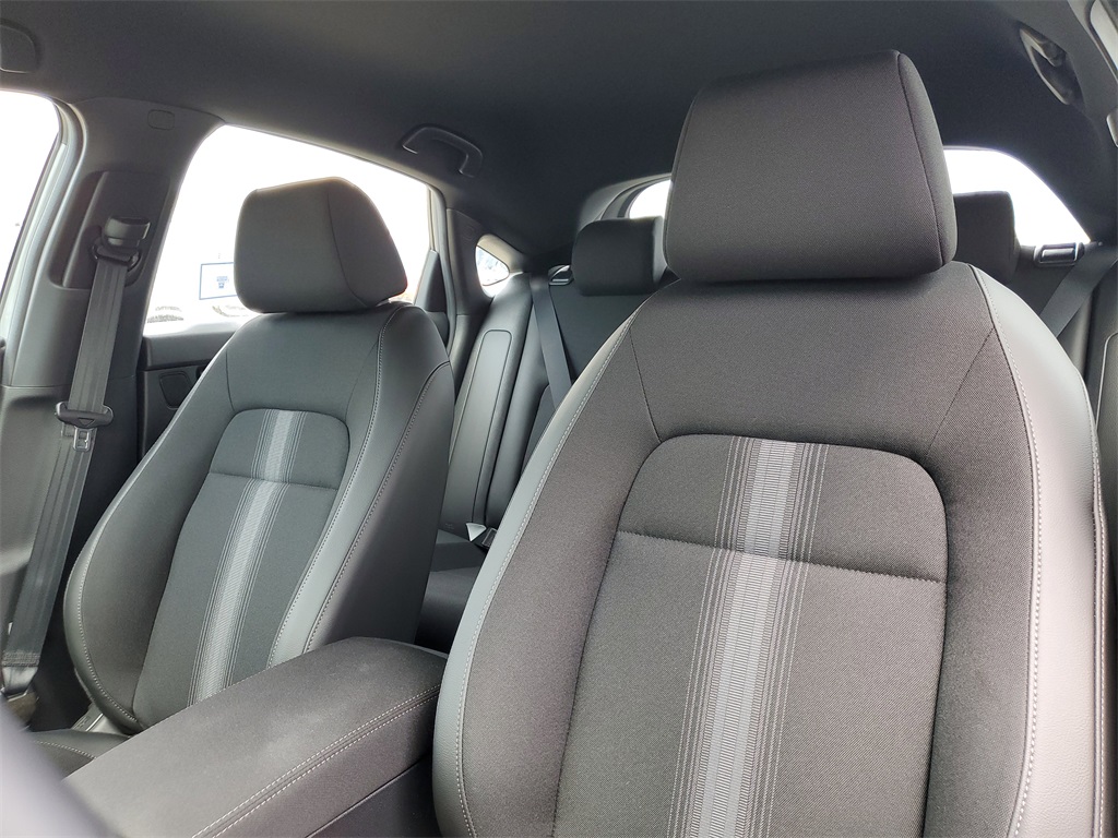 2025 Honda Civic Sport photo 6