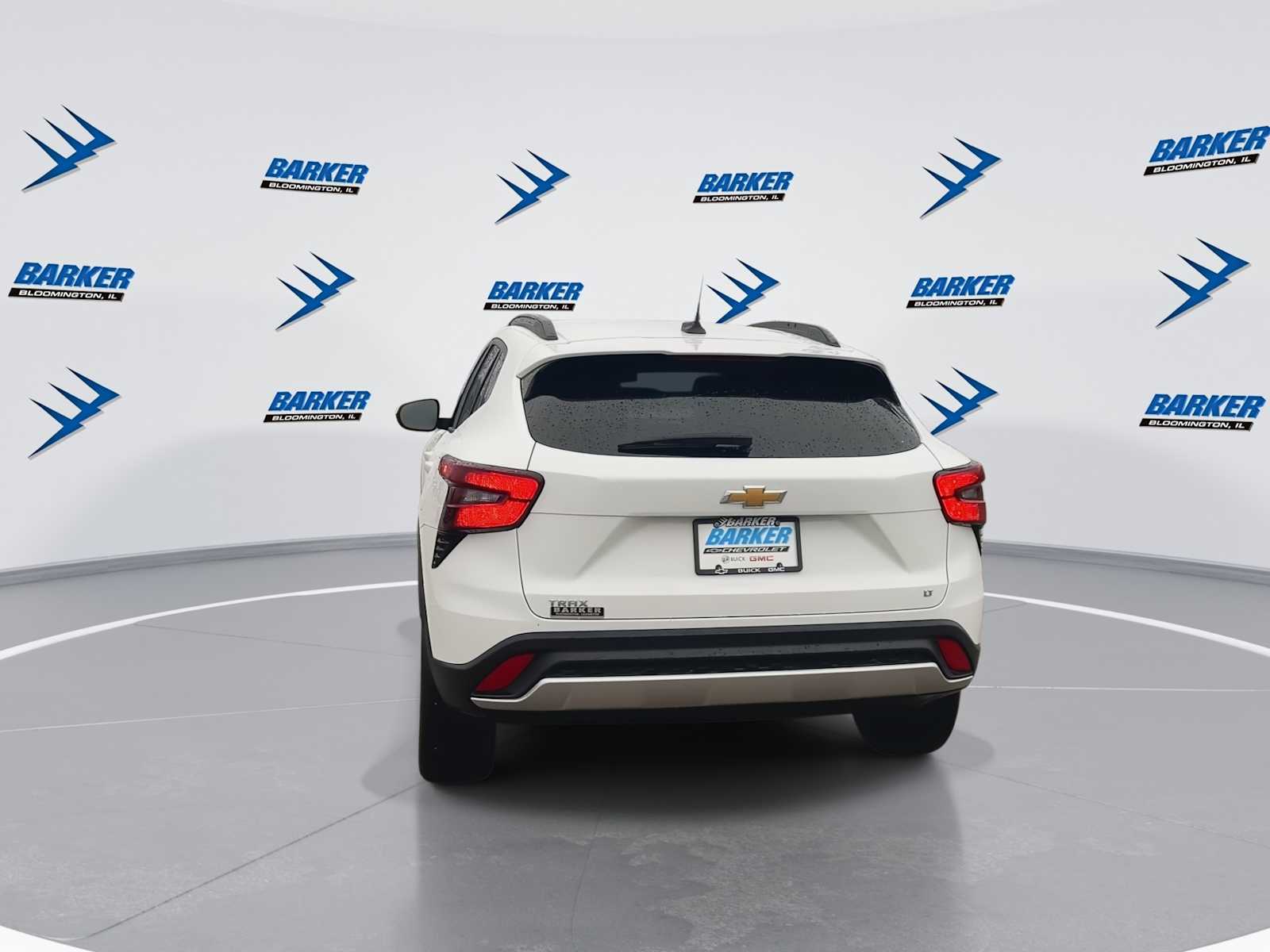 2025 Chevrolet Trax LT photo 4