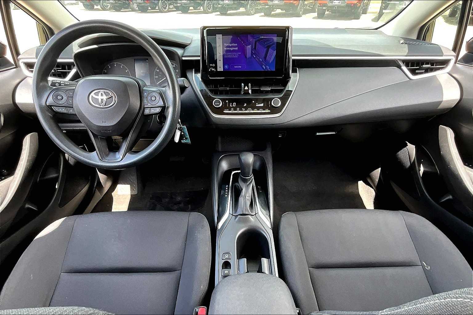 2023 Toyota Corolla LE photo 14