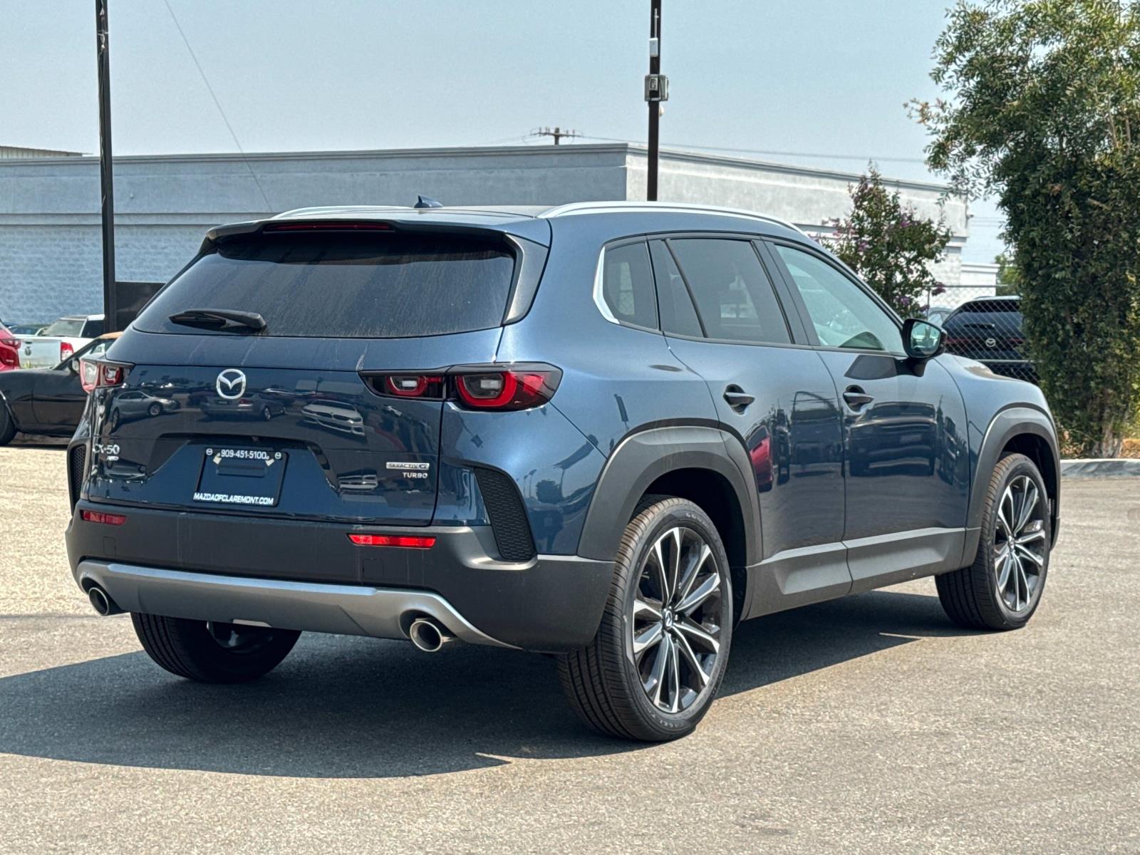 2025 Mazda CX-50 2.5 Turbo Premium photo 3