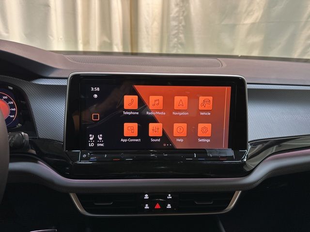 2025 Volkswagen Atlas Peak Edition SE photo 18
