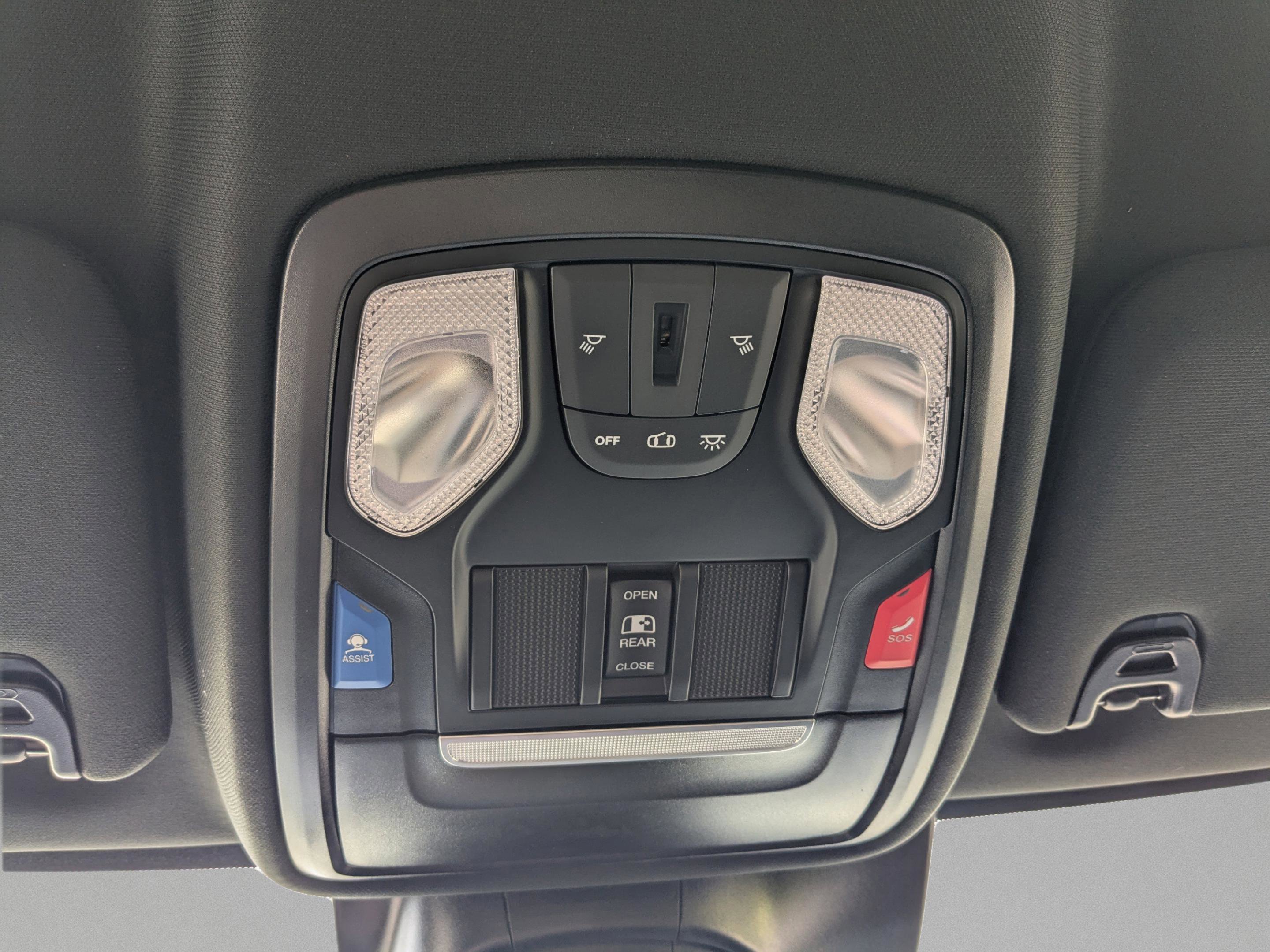 2025 Ram 3500 Big Horn photo 23