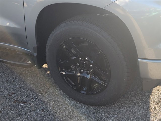 2026 Chevrolet Silverado 1500 Custom photo 3