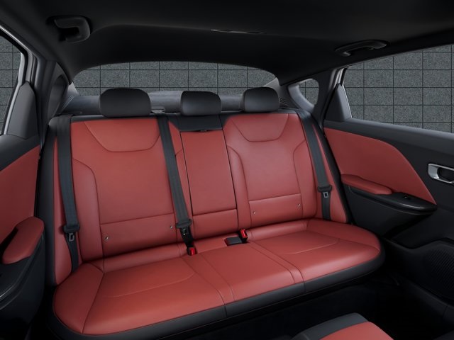 2025 Kia K4 GT-Line Turbo photo 15