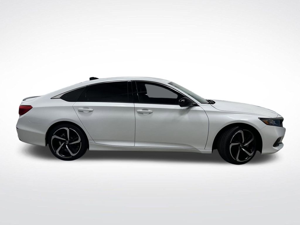 2022 Honda Accord Hybrid Sport photo 2