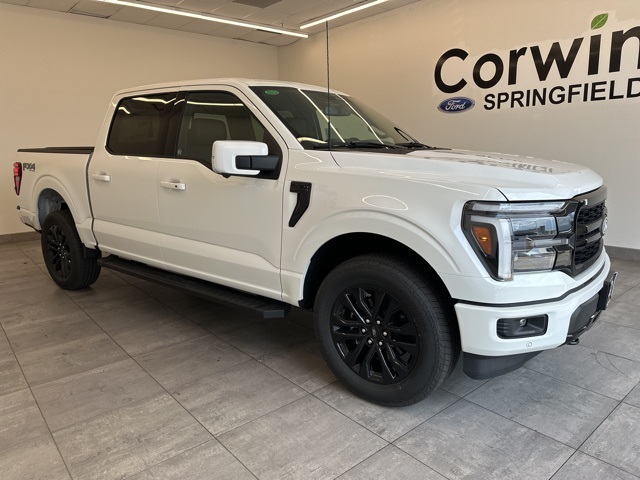 2025 Ford F-150 Lariat photo 3