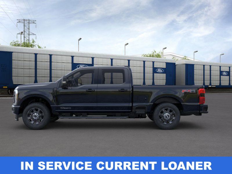 2025 Ford F-250 photo 2