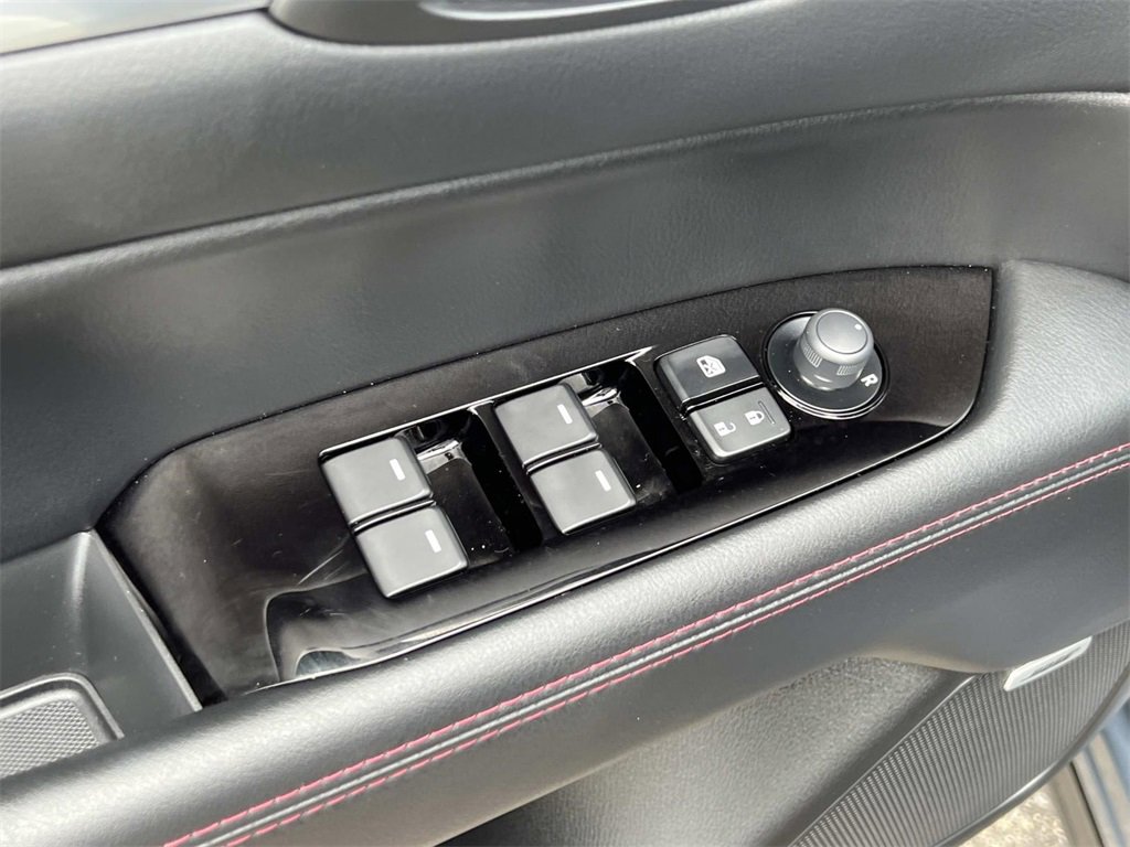 2025 Mazda CX-5 Preferred photo 13