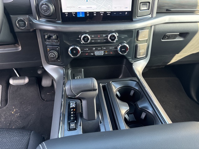 2025 Ford F-150 XLT photo 21