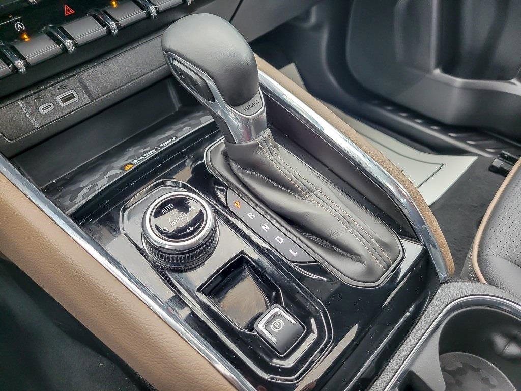 2024 GMC CANYON - Image 17