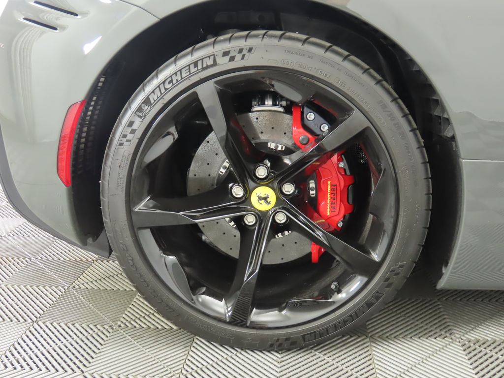 2024 Ferrari SF90 Stradale Base photo 24