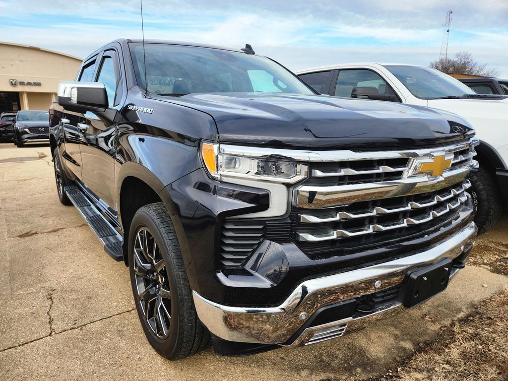 2024 Chevrolet Silverado LTZ's photo