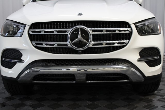 2025 Mercedes Benz GLE 450 4MATIC photo 2