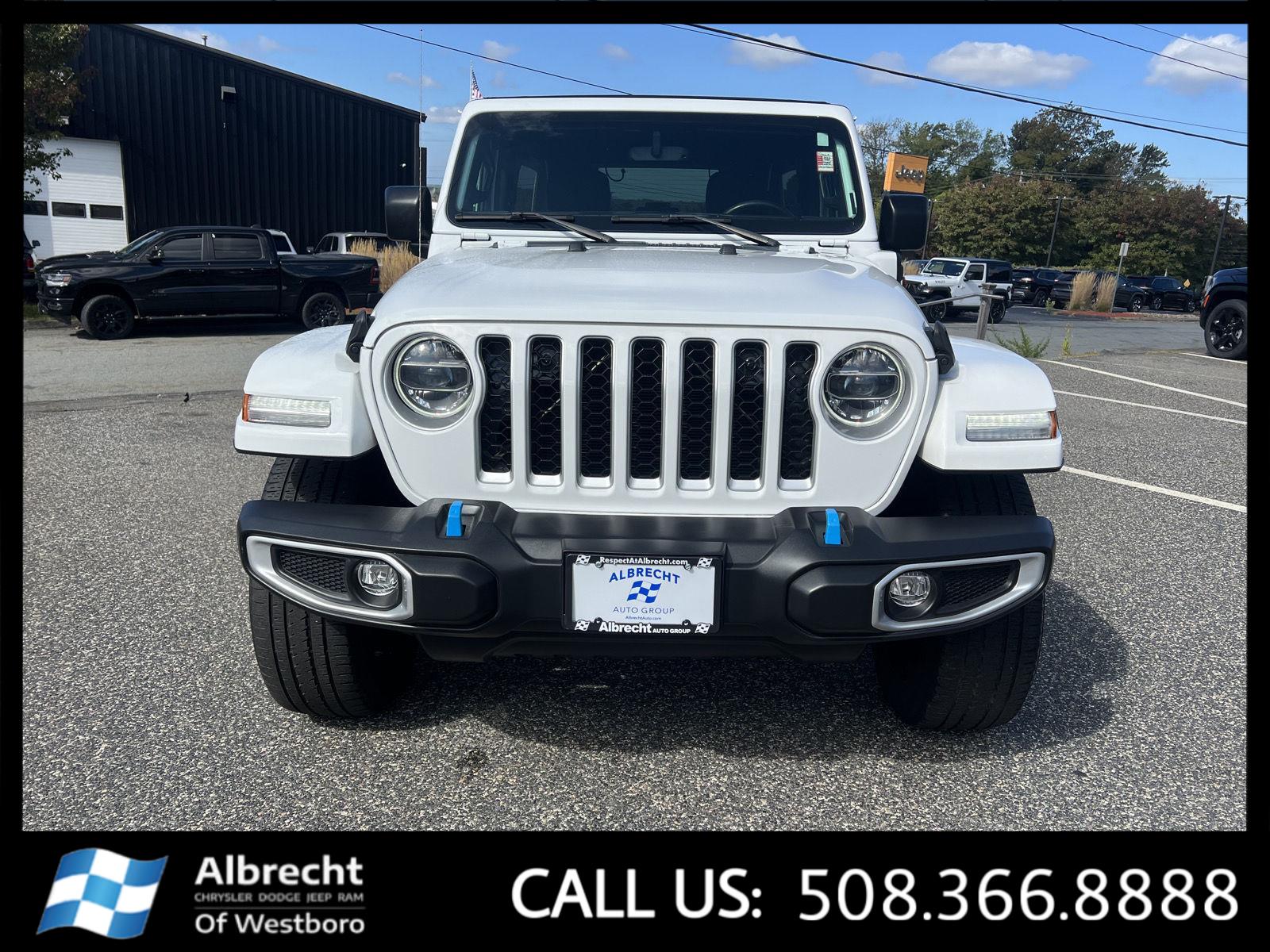 2022 Jeep Wrangler Unlimited Sahara 4xe photo 8