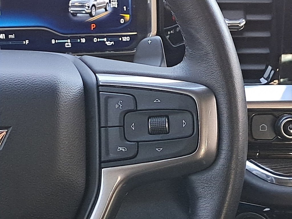 2023 Chevrolet Silverado 1500 RST photo 14