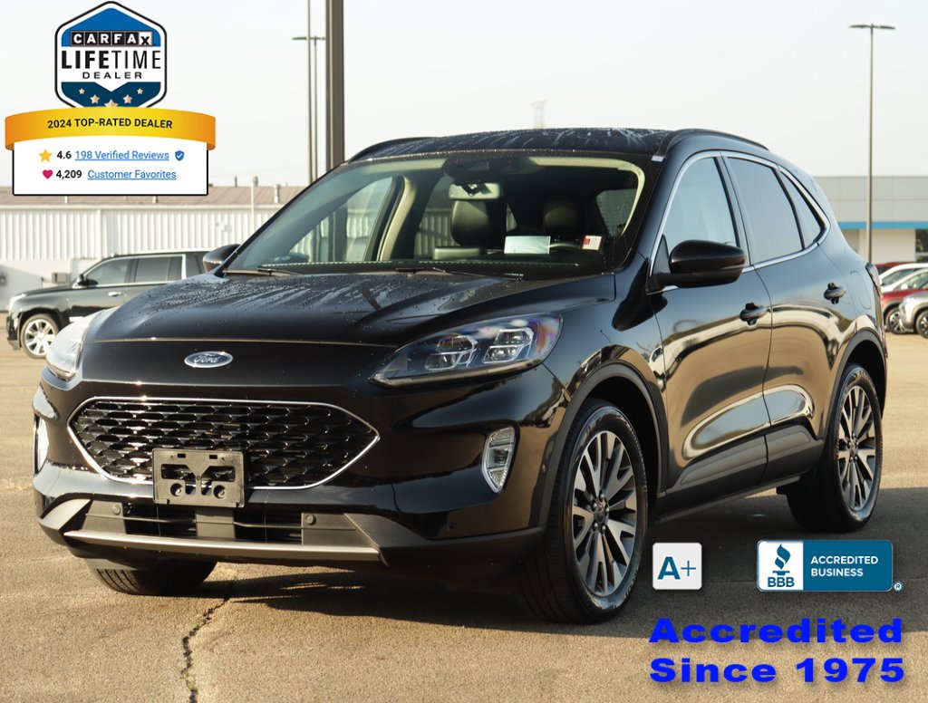 2020 Ford Escape Titanium photo 2