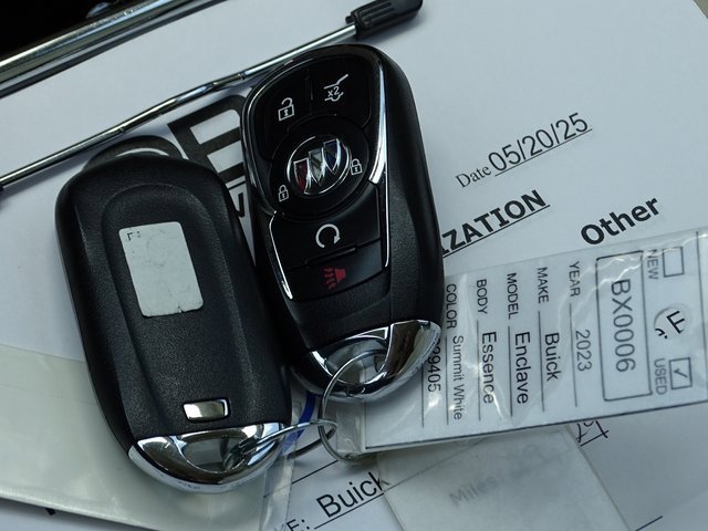 2023 Buick Enclave Essence photo 11