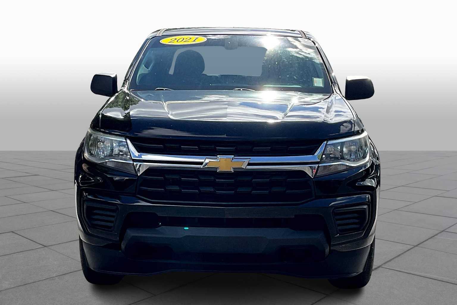 2021 Chevrolet Colorado Work Truck photo 2