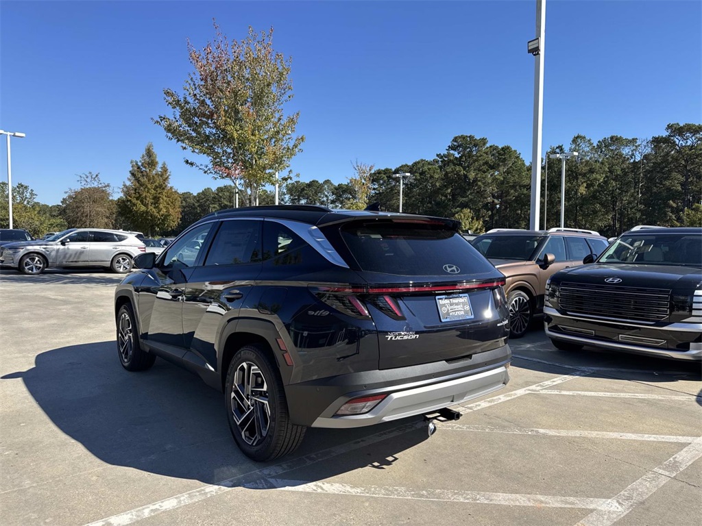2026 Hyundai Tucson Hybrid Limited photo 2