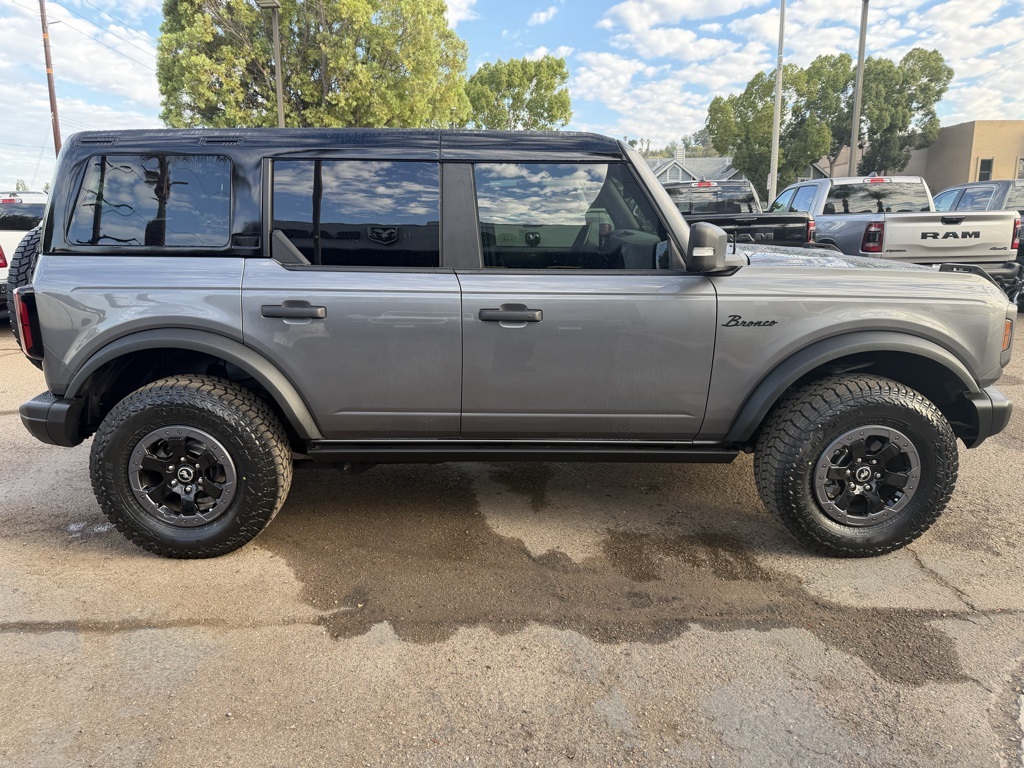 Used 2022 Gray Ford Badlands image 45