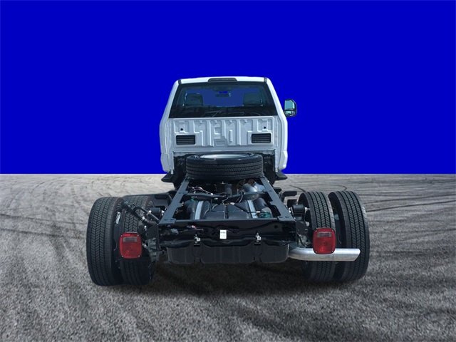 2025 Ford F-450 XL photo 4