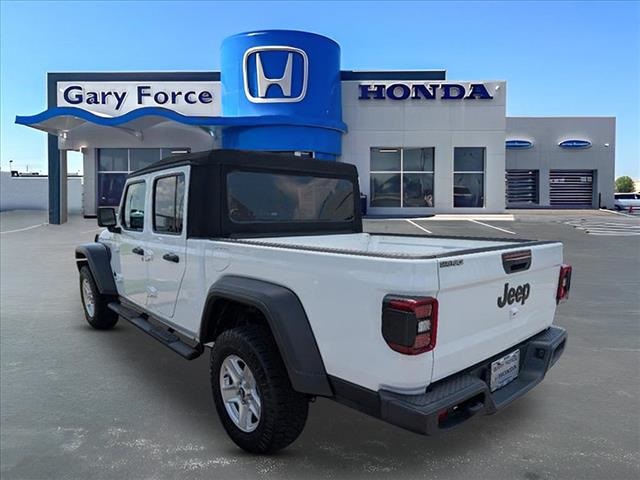 2020 Jeep Gladiator Sport photo 3