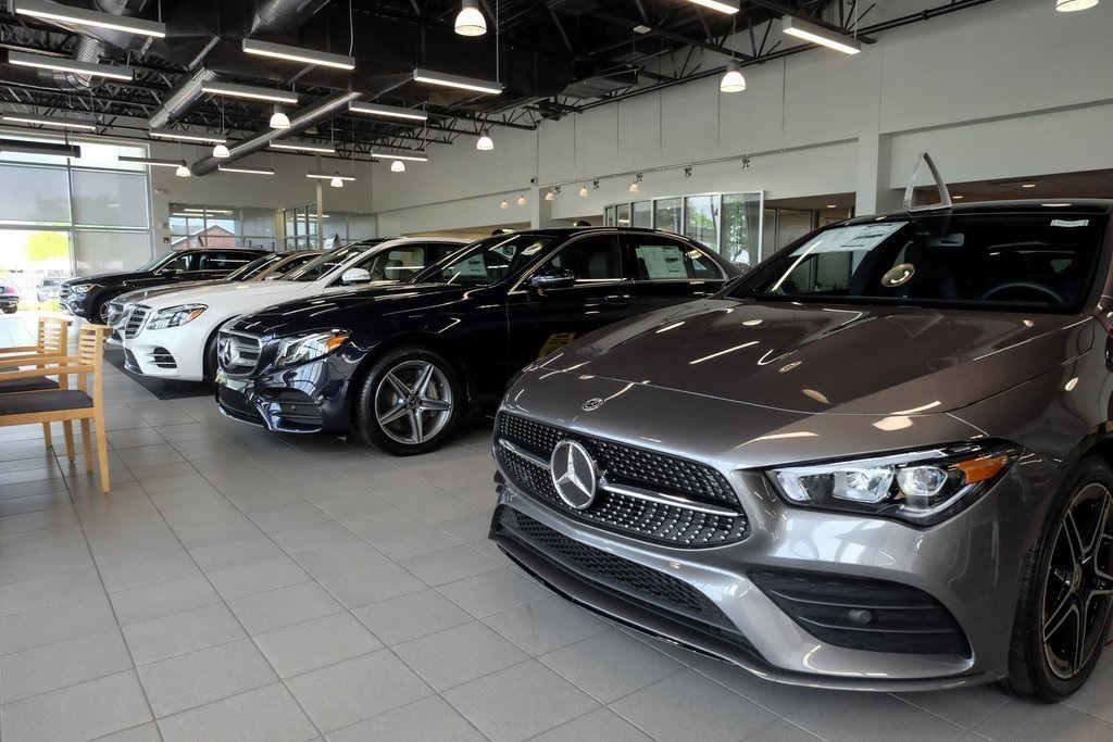 2026 Mercedes Benz GLC 300 4MATIC photo 3