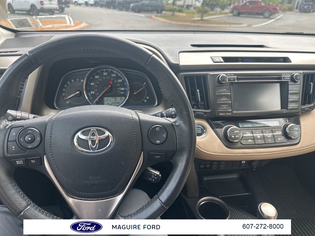 2013 Toyota RAV4 Limited photo 12