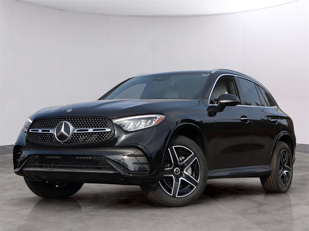 2026 Mercedes-Benz GLC Base's photo