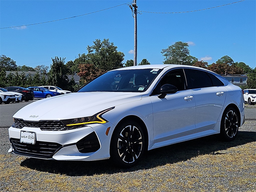 2022 Kia K5 GT-Line photo 3