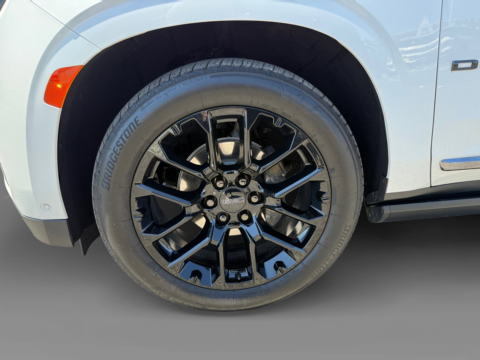 2024 Gmc Yukon Denali Ultimate photo 9