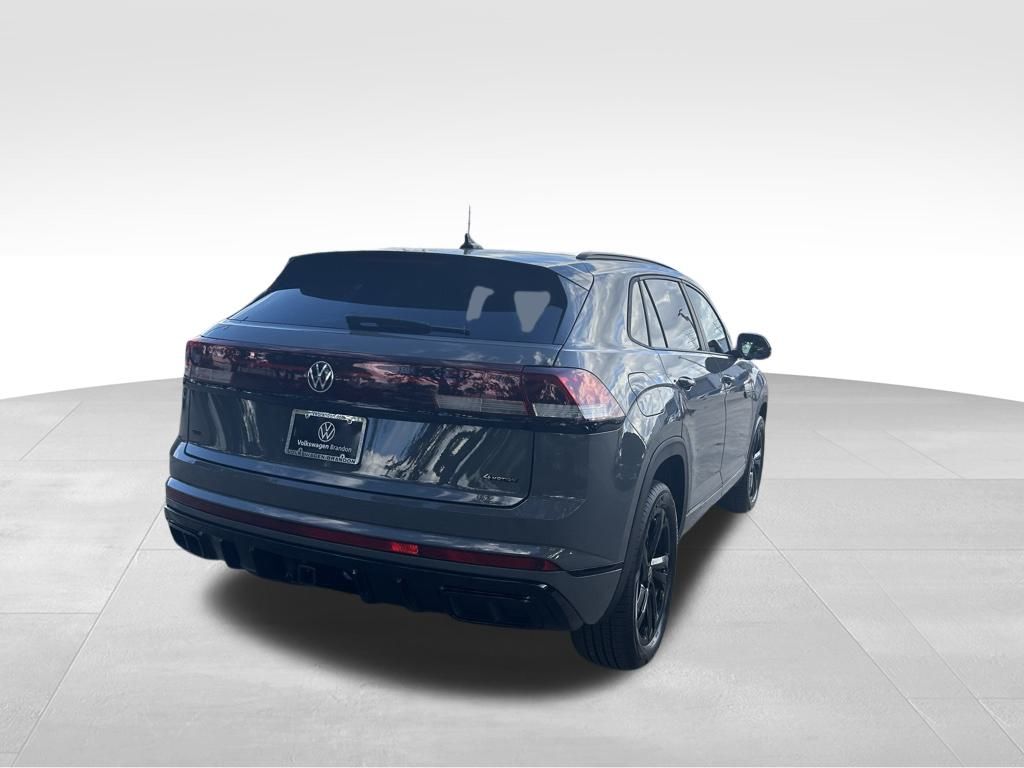 2026 Volkswagen Atlas Cross Sport SEL R-Line photo 3
