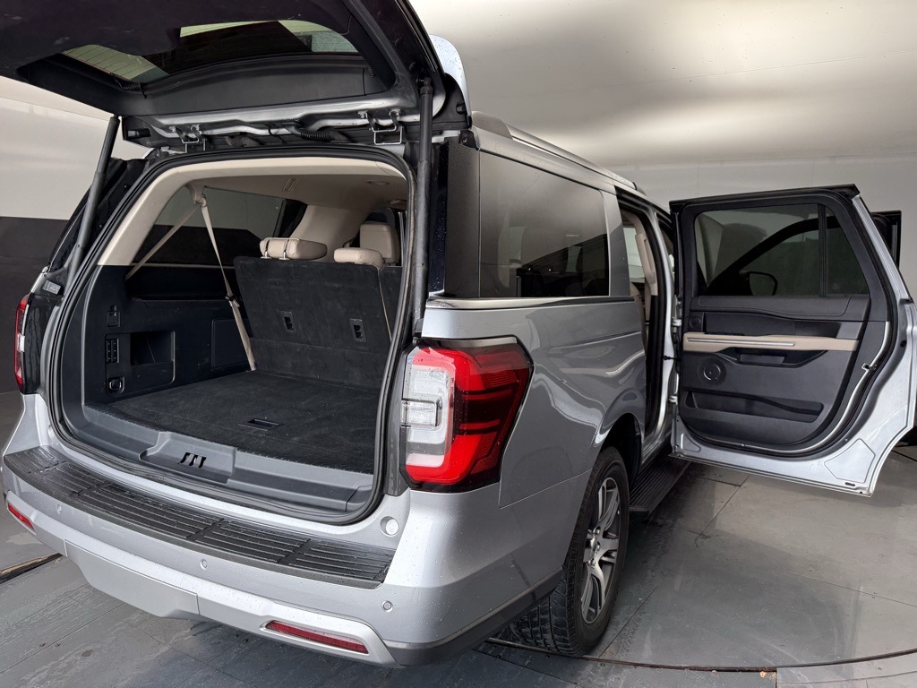 2024 Ford Expedition MAX Limited photo 15