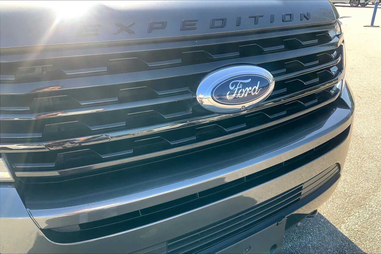 2021 Ford Expedition Limited photo 30