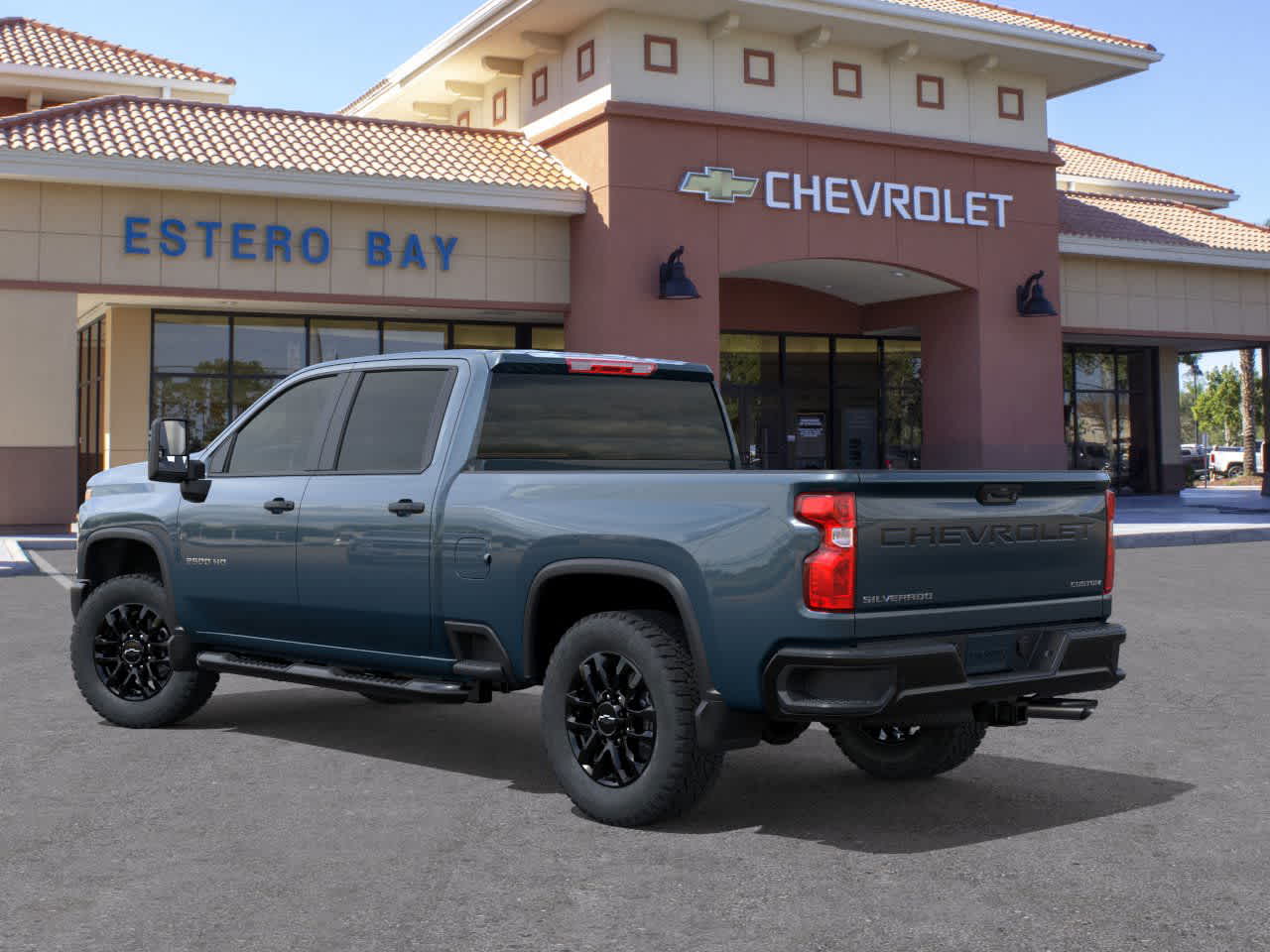 2025 Chevrolet Silverado 2500HD Custom photo 3