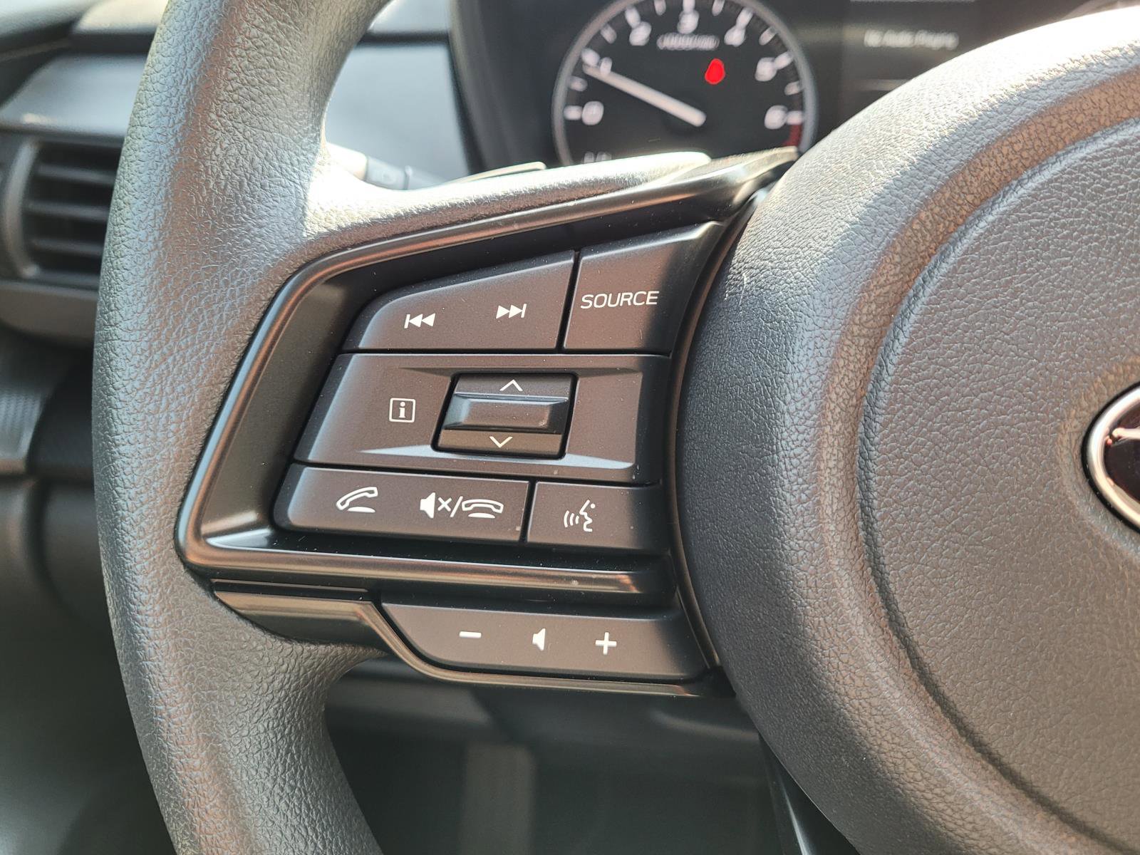 2025 Subaru Crosstrek Premium photo 8