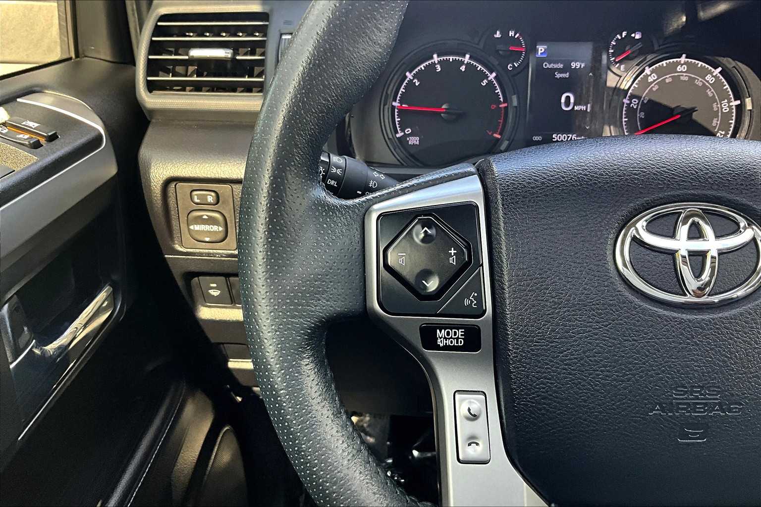 2021 Toyota 4Runner SR5 Premium photo 22