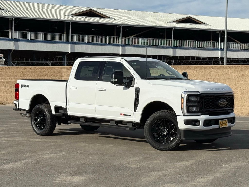 2026 Ford F-350 Super Duty Lariat's photo