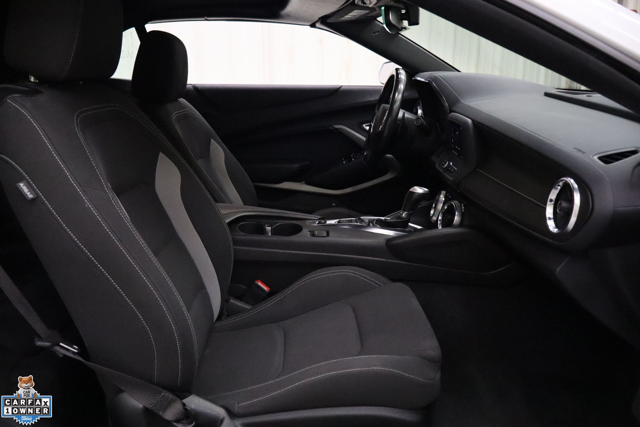 2023 Chevrolet Camaro 1LT photo 25